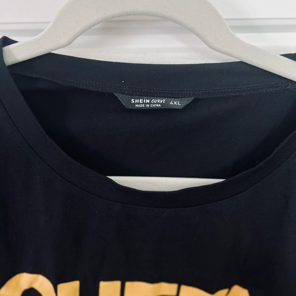 Queen Crop Top 👑 - Picture 3 of 4